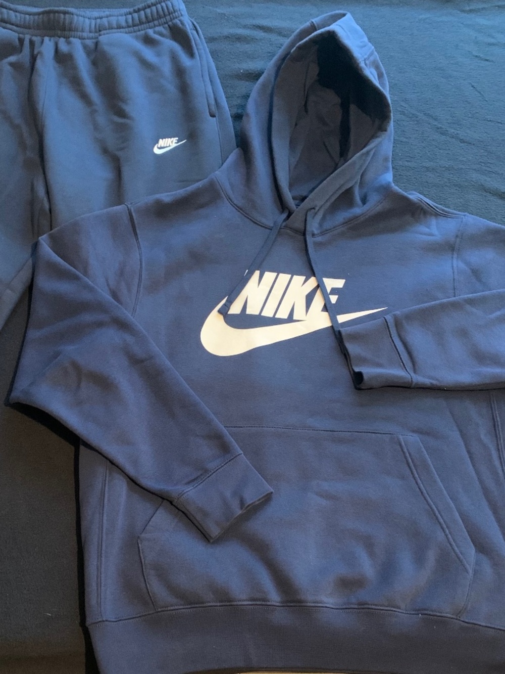 Men’s Nike Club Jogger set size Large